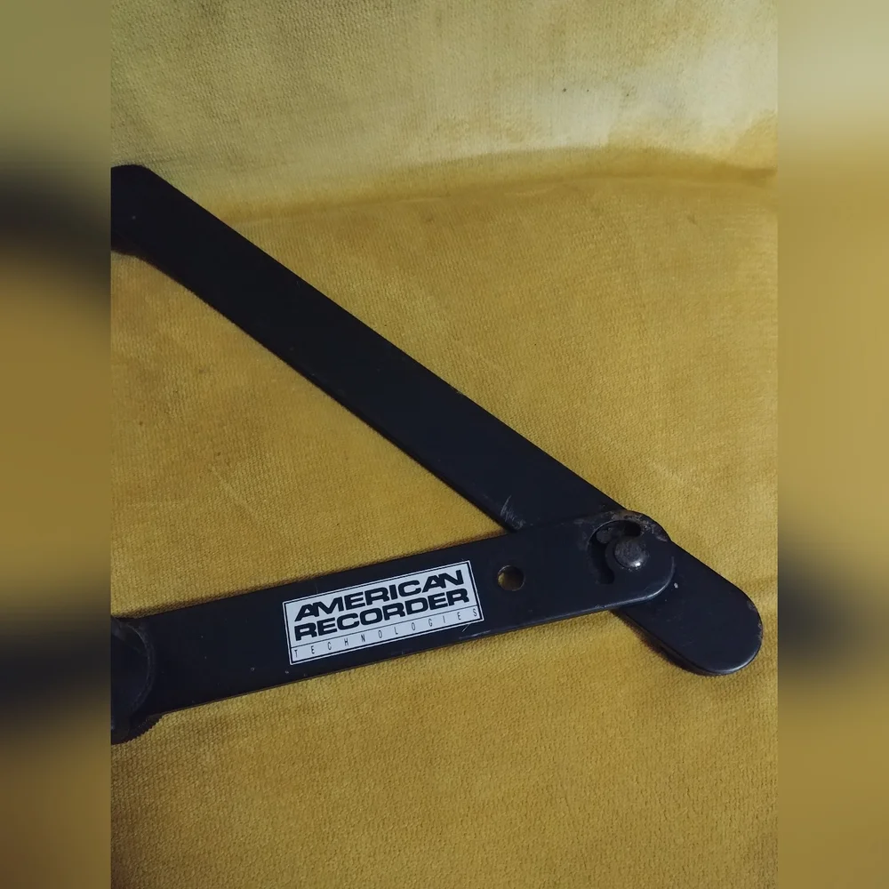 American Recorder Technologies tripod